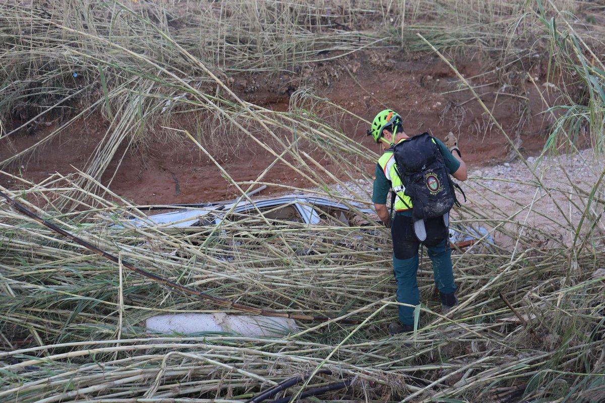🔴 ÚLTIMA HORA | Las víctimas mortales por la DANA suben a 220 y los desaparecidos se reducen a 8

✍🏻 <a href="/TeresaDomin9uez/">Teresa Domínguez</a> 

levante-emv.com/comunitat-vale…
