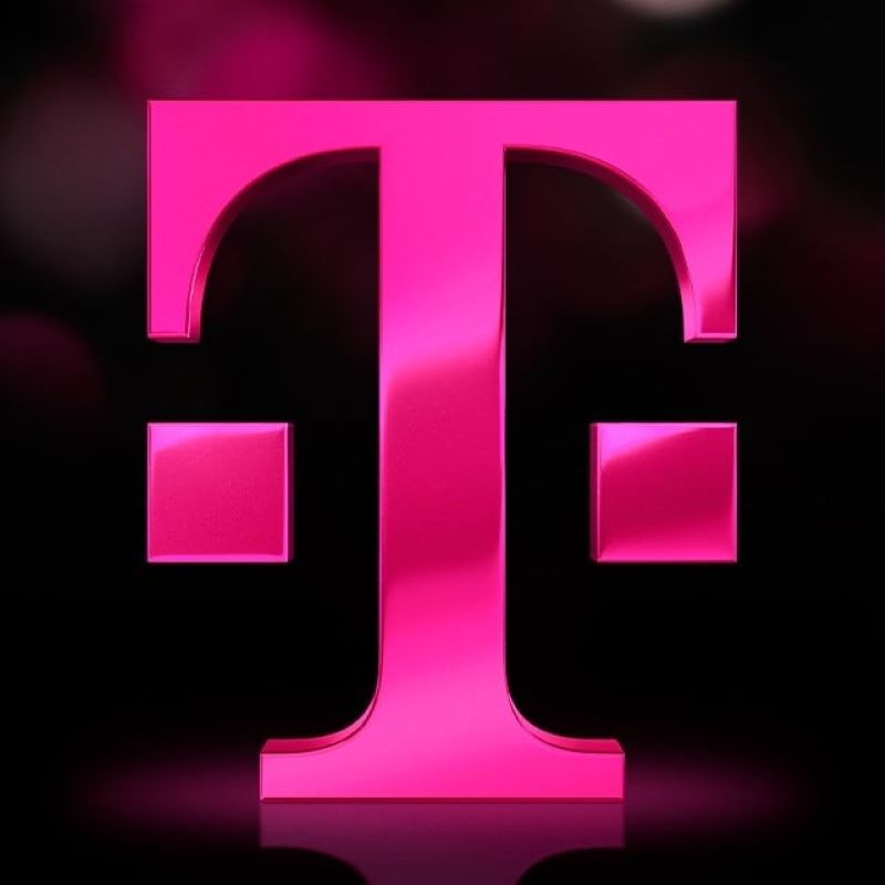 JonFreier's tweet photo. You don't need to wait until Black Friday to get Black Friday deals from @TMobile! BIG time savings on the latest devices start today.

Whether you're a current or new customer, we've got deals for YOU!