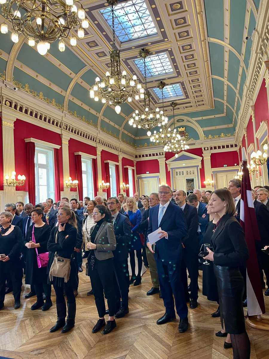 Lettonie en France tweet media