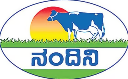 IndianIndex's tweet photo. Nandini takes a giant leap! 
Karnataka's popular dairy brand makes its North India debut in Delhi today. Initially offering fresh milk and curd, it aims to compete with giants like Amul and Mother Dairy. Nandini will deliver 100,000 kg of milk daily from Karnataka to Delhi. 
Welcome to the national capital!🙏
