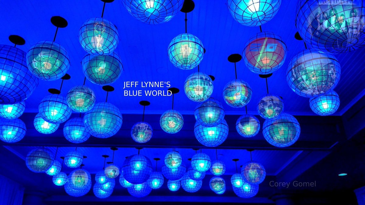 Is your favorite ELO album in the photo?   Warning - SECRET MESSAGES +++  <a href="/JeffLynnesELO/">Jeff Lynne's ELO</a> #ELO #wilbury #jefflynne <a href="/JeffLynneFans/">Jeff Lynne ELO Fans</a> <a href="/ELO_AGAIN/">ELO AGAIN</a>