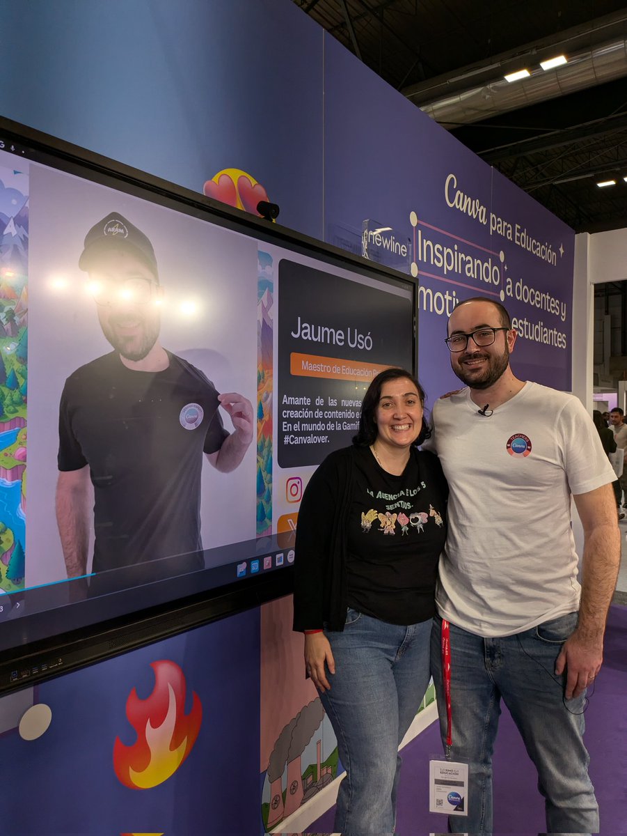 Ha sido un placer asistir al SIMO, sobre todo por poder desvirtualizar a personas tan maravillosas como <a href="/NimoLearn/">Jero García 🦊</a> que gracias a él soy capaz de hacer los videos que hago y muchas cosas más y a @LeagueOfARAM con el que he aprendido tanto estos dos años. 🥰