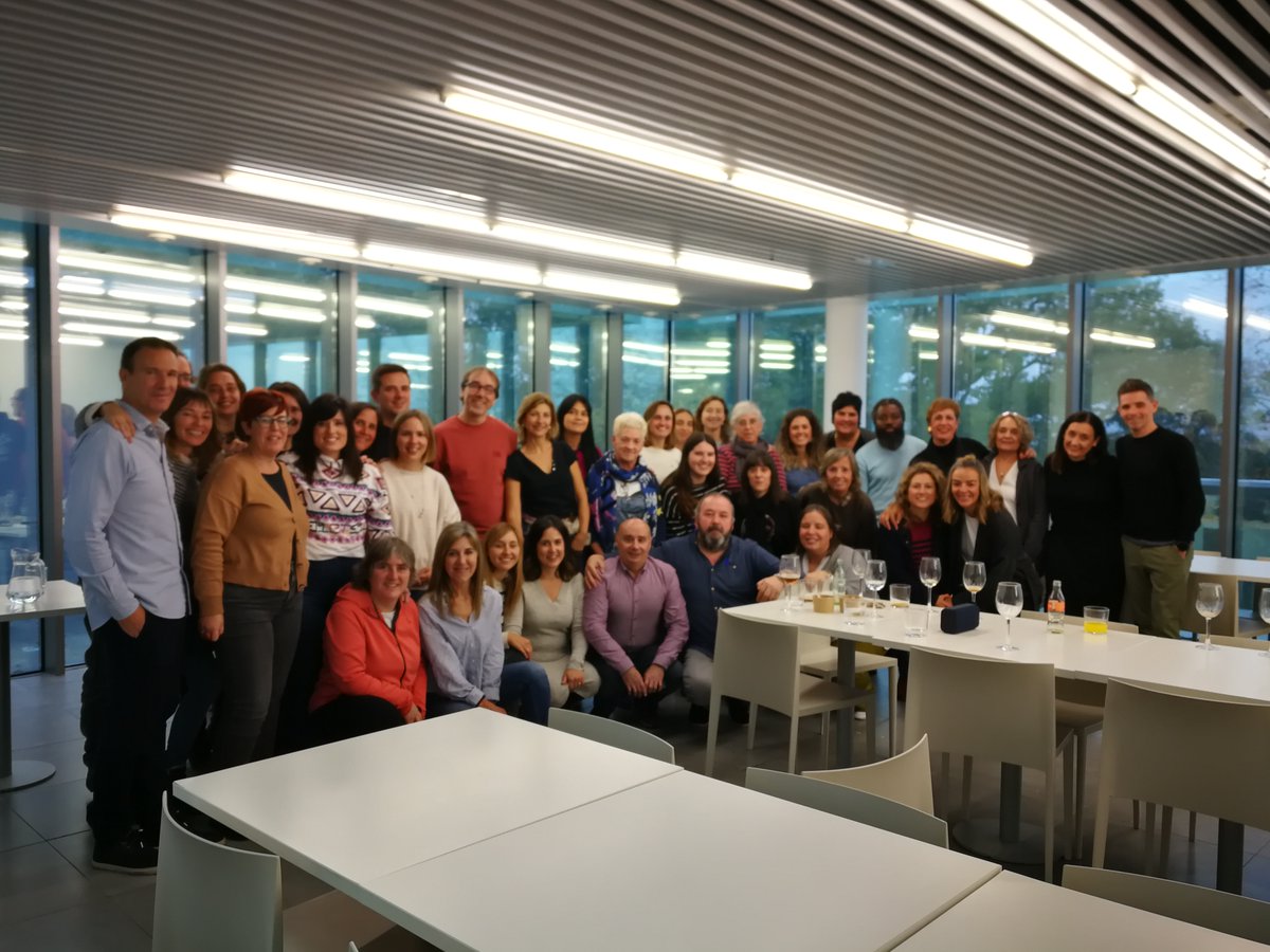 EDEfundazioa's tweet photo. 😍 EDEko programen eta zerbitzuen #arduradunek lan-jardunaldi bat izan dute gaur Donostiako Uba Hostelen. 
Ha sido una jornada para compartir espacio y #reflexión entre compañeras y compañeros de diferentes áreas, programas y servicios con un objetivo común #pertsonakxede 💪 https://t.co/WHmmXQU2DM