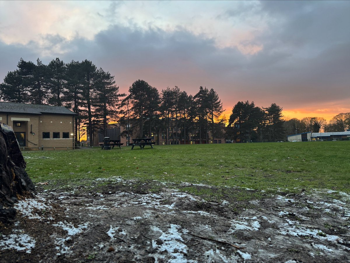 VictoryAcad's tweet photo. Thank you to Mr Dos Santos for these beautiful shots of our wonderful school ❤️ https://t.co/OTIesYUOyP