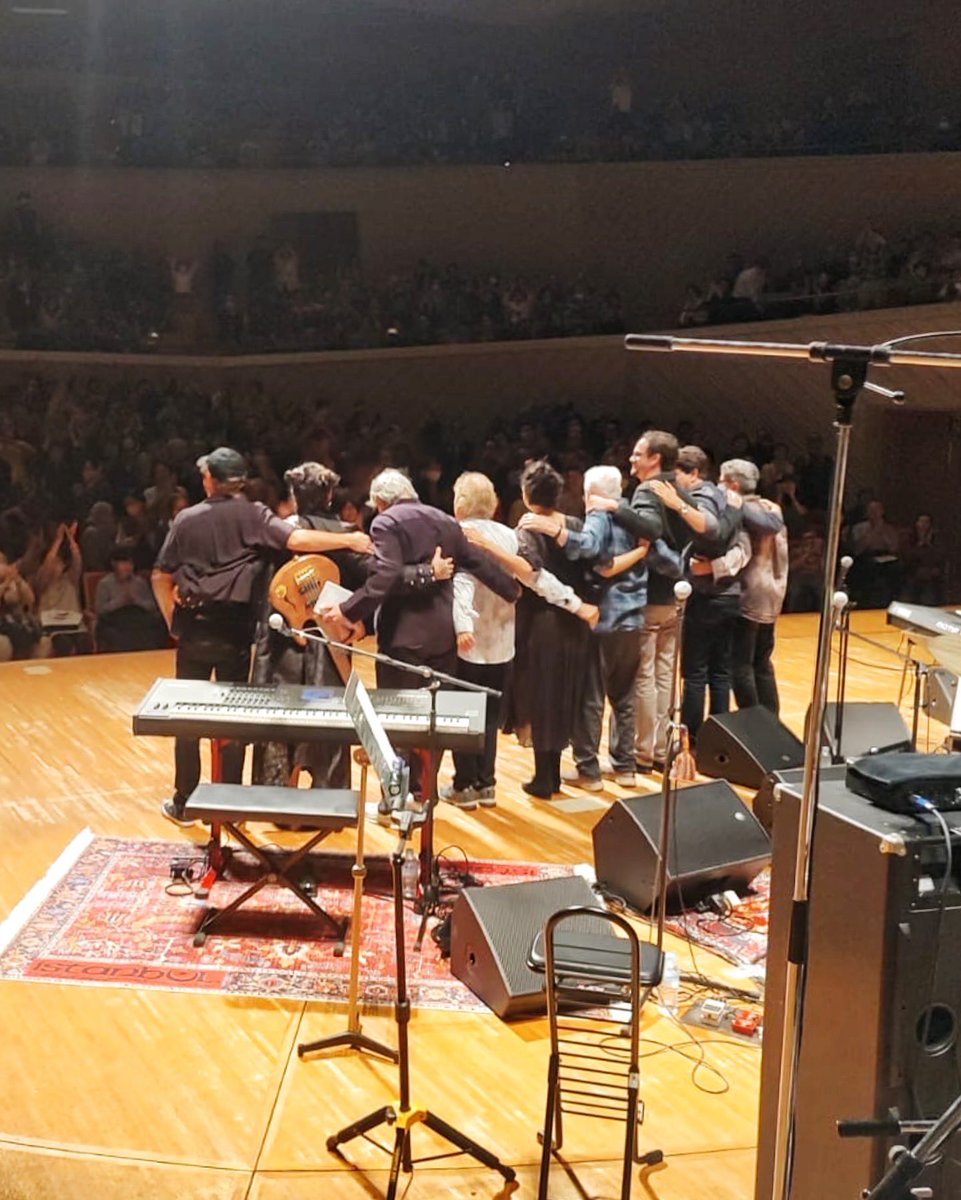 ivanlinsoficial's tweet image. Registros da nossa apresentação no magnífico Muza Kawasaki Symphony Hall, em Kawasaki, no Japão 🇯🇵
▪️ 18, 19, 20 e 21/11 • Tokyo/JP
▪️ 22/11 • Takasaki/JP
▪️ 24/11 • Seoul/KOR
#ivanlins #leeritenour #davegrusin