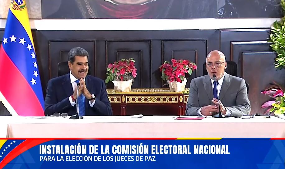 🔴🇻🇪 AHORA | El presidente venezolano Nicolás Maduro lidera la instalación de la Comisión Electoral Nacional para la Elección de los Jueces de Paz
