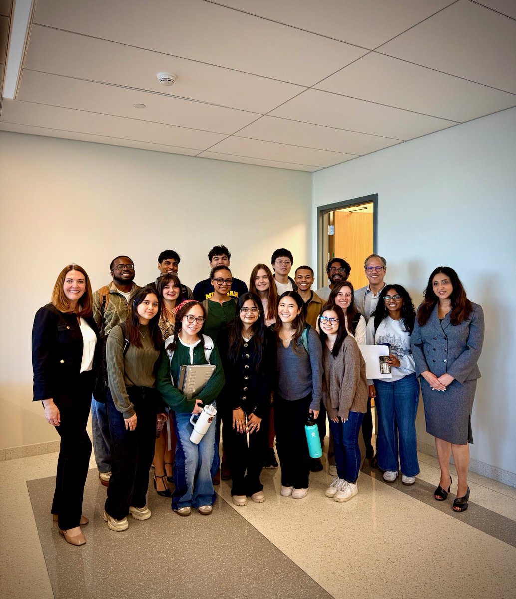 HalSKatz's tweet image. Becoming a #healthcare lawyer wasn’t on my radar when I was a student at @UHLAW. For students exploring #healthlaw, there are so many rewarding career paths to consider!  Share your interests &amp;amp; get involved in the @abahealthlaw: tinyurl.com/37xavwt8