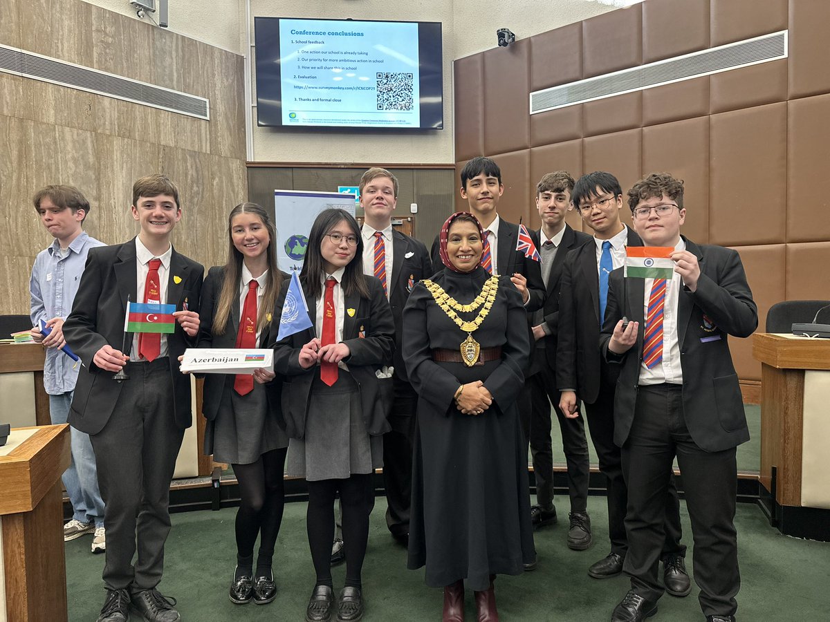 Well done to our wonderful Year 11s who shone at the Solihull Schools Climate Conference 2024! The talks emulated the recent COP29 conference in Azerbaijan, where our enthusiastic students immersed themselves in vital climate discussions! 🌍♻️🎤
<a href="/SolihullCouncil/">Solihull Council</a> <a href="/StPetersSch/">St Peter's Catholic School</a>