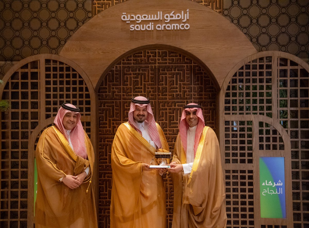 سمو أمير منطقة #المدينة_المنورة #سلمان_بن_سلطان، يرعى لقاء شركاء النجاح الذي نظمته شركة #أرامكو السعودية <a href="/saudi_aramco/">أرامكو</a> تحت شعار “شراكة واستدامة” في مركز #الملك_سلمان الدولي للمؤتمرات.