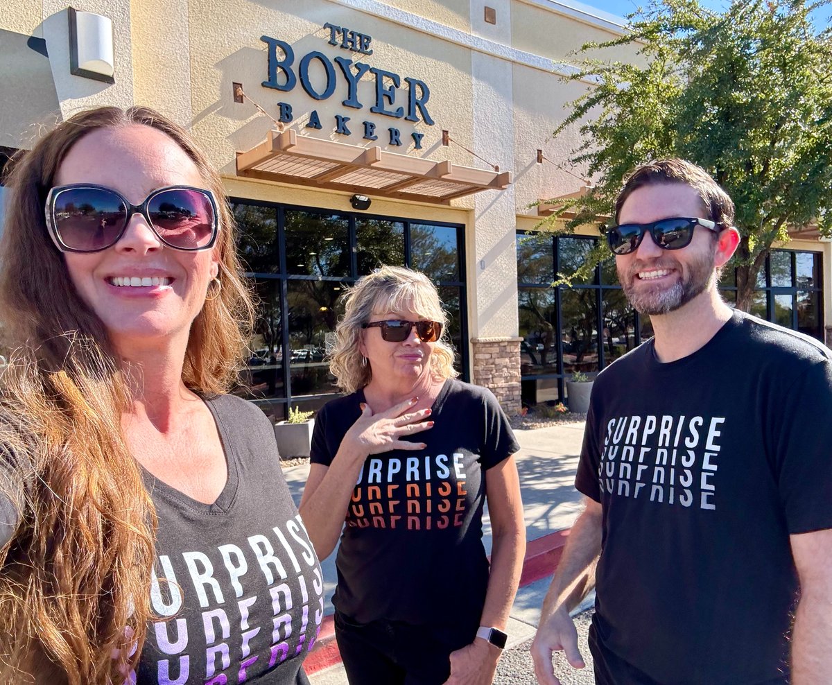 SurpriseEconDev's tweet image. Did you know that when you shop in Surprise, your tax dollars stay here, shaping our community? That’s why for each Wednesday for the rest of 2024 our team will be celebrating with #WeRideWednesday! Each week we’ll take our incredible, local We Ride service to amazing shopping…