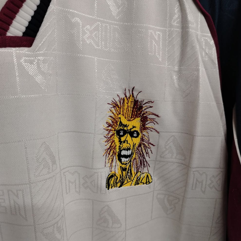 see_eye_roscon's tweet image. Vendo camiseta WEST HAM MAIDEN Talla M, nueva en empaque lista, para entrega inmediata, con su etiqueta.  Su apoyo difundiendo. Gracias y picos!