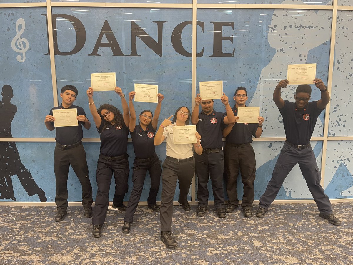 Advanced Academy officers received their CTSO certifications.  Great job🚒🚒🚒