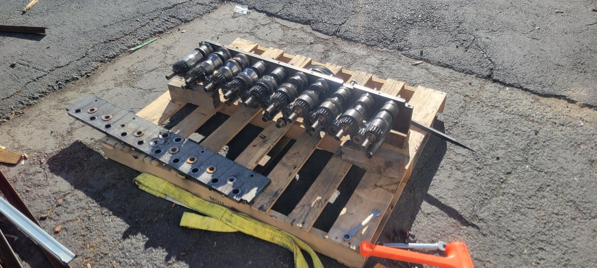 SilverbackMach's tweet photo. This S-drive roll former had a few broken gears from it being fed to thick of material. We replaced the gears along with some bad bearings and did a full maintenance and tune-up!🦍🔧🇺🇸

#silverbackmachine #punchpress #metalfab #pressbrake #ironworker #welding #metalfabrication https://t.co/0o00phZBZq