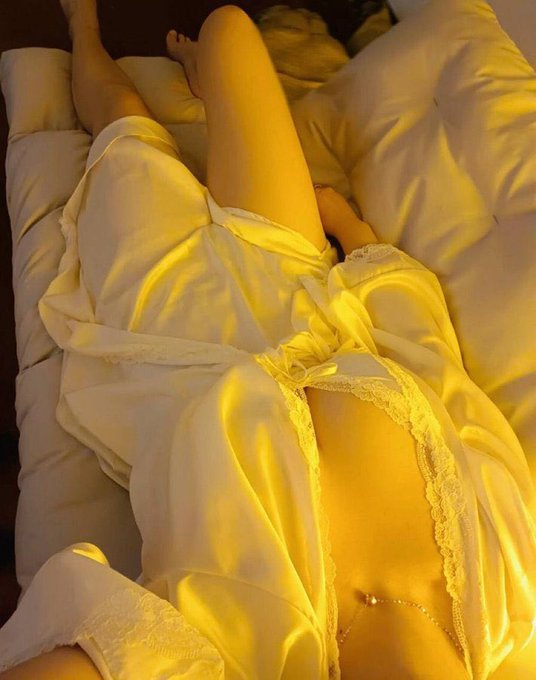 约炮吗？  
  t.me/uj518 
#马来西亚约炮 #新加坡 #找妹子