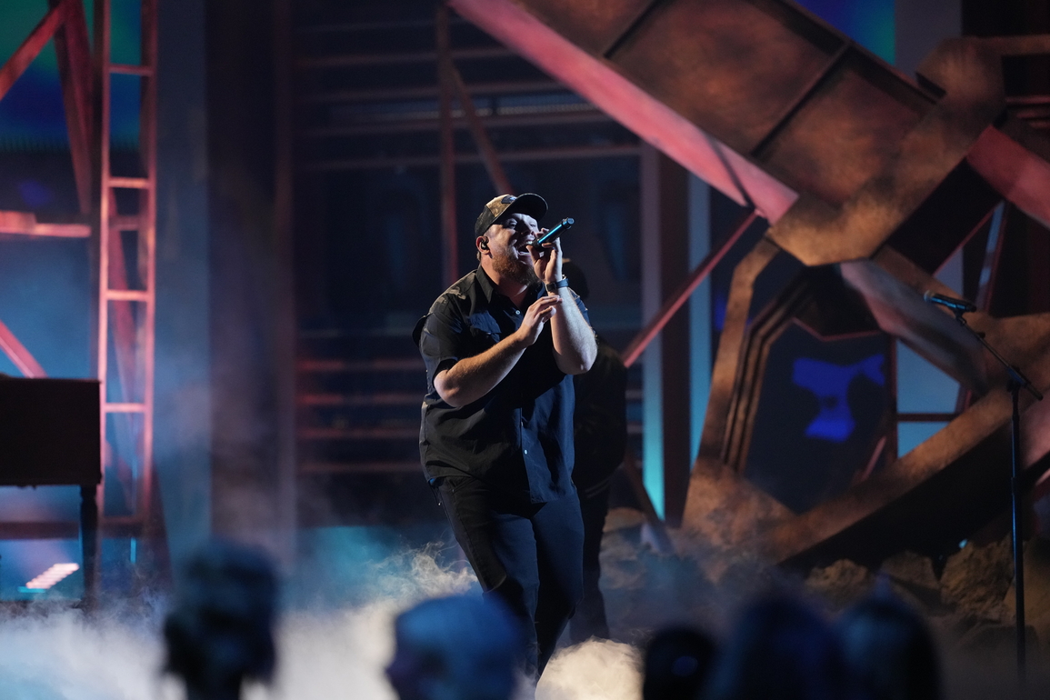 CMA Country Music tweet media