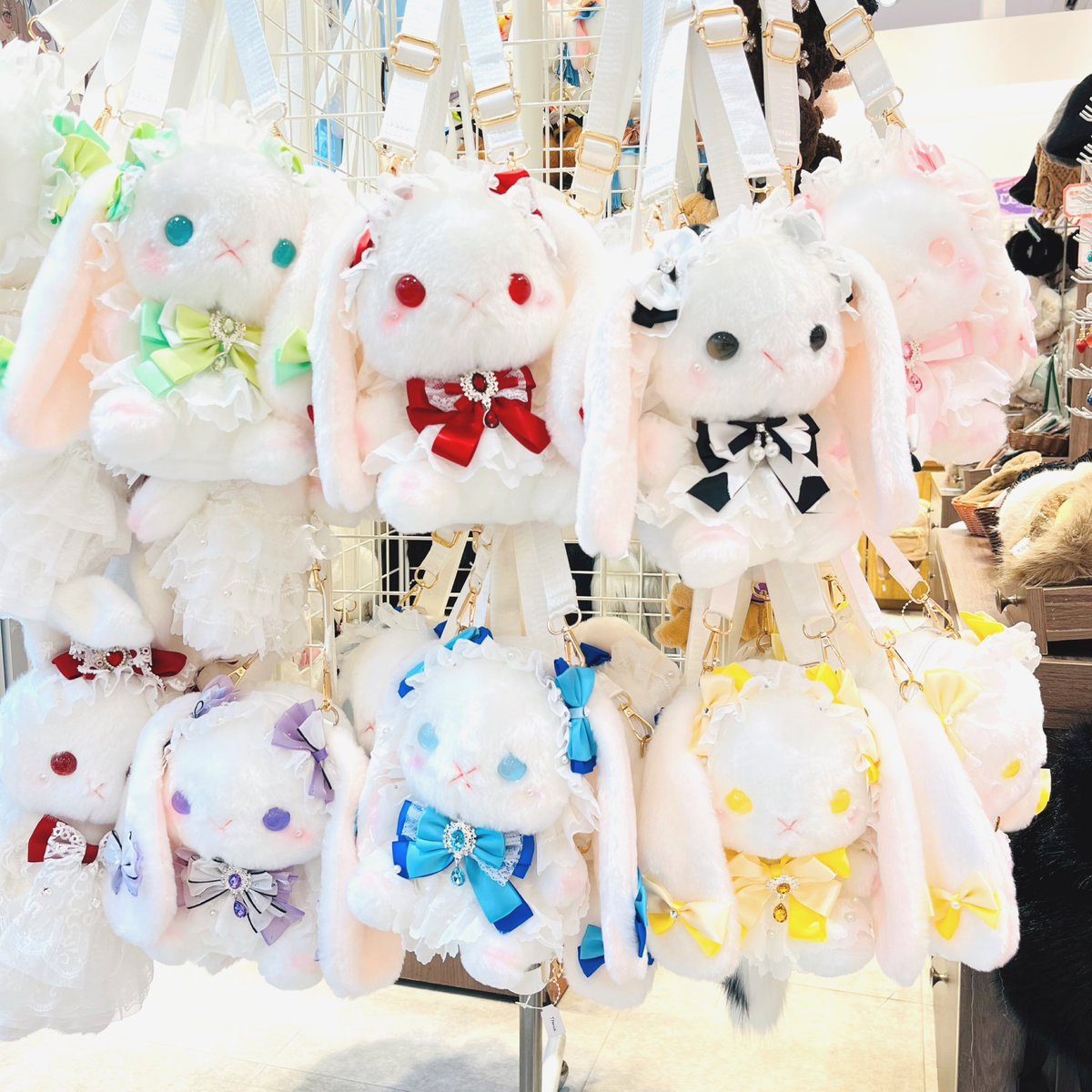 こんにちは☔️ 大人気のたれ耳うさぎちゃんバッグ再入荷しております