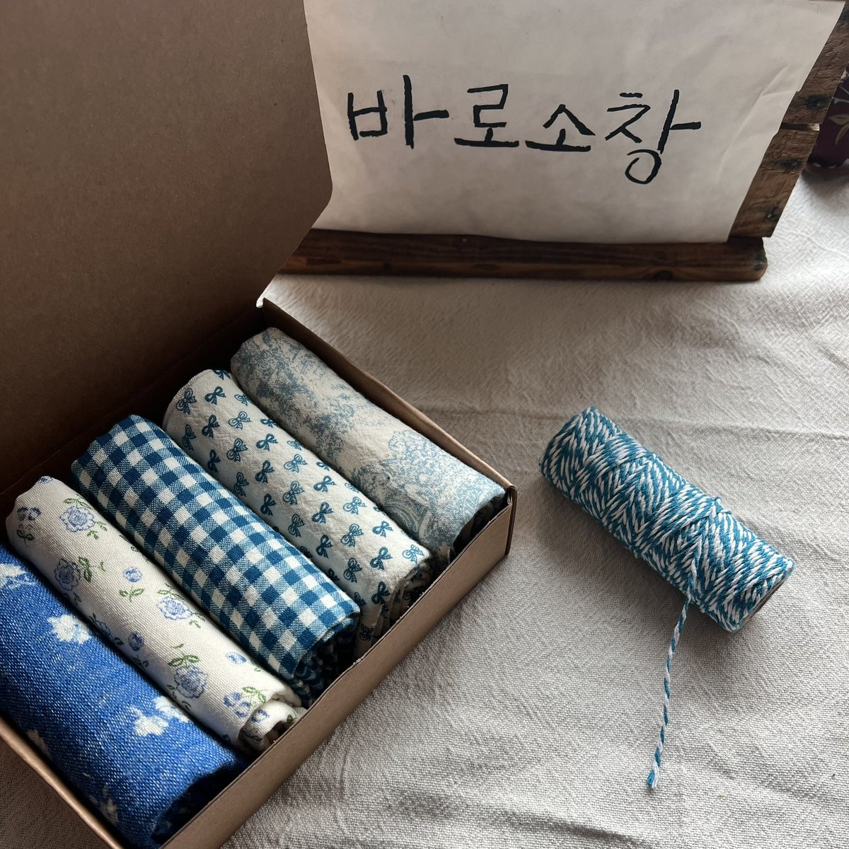 uchony911's tweet photo. 연말 선물세트  거즈손수건 5종  상자포장.  
https://t.co/1Km0paDR2N https://t.co/OIt4Dctmnn