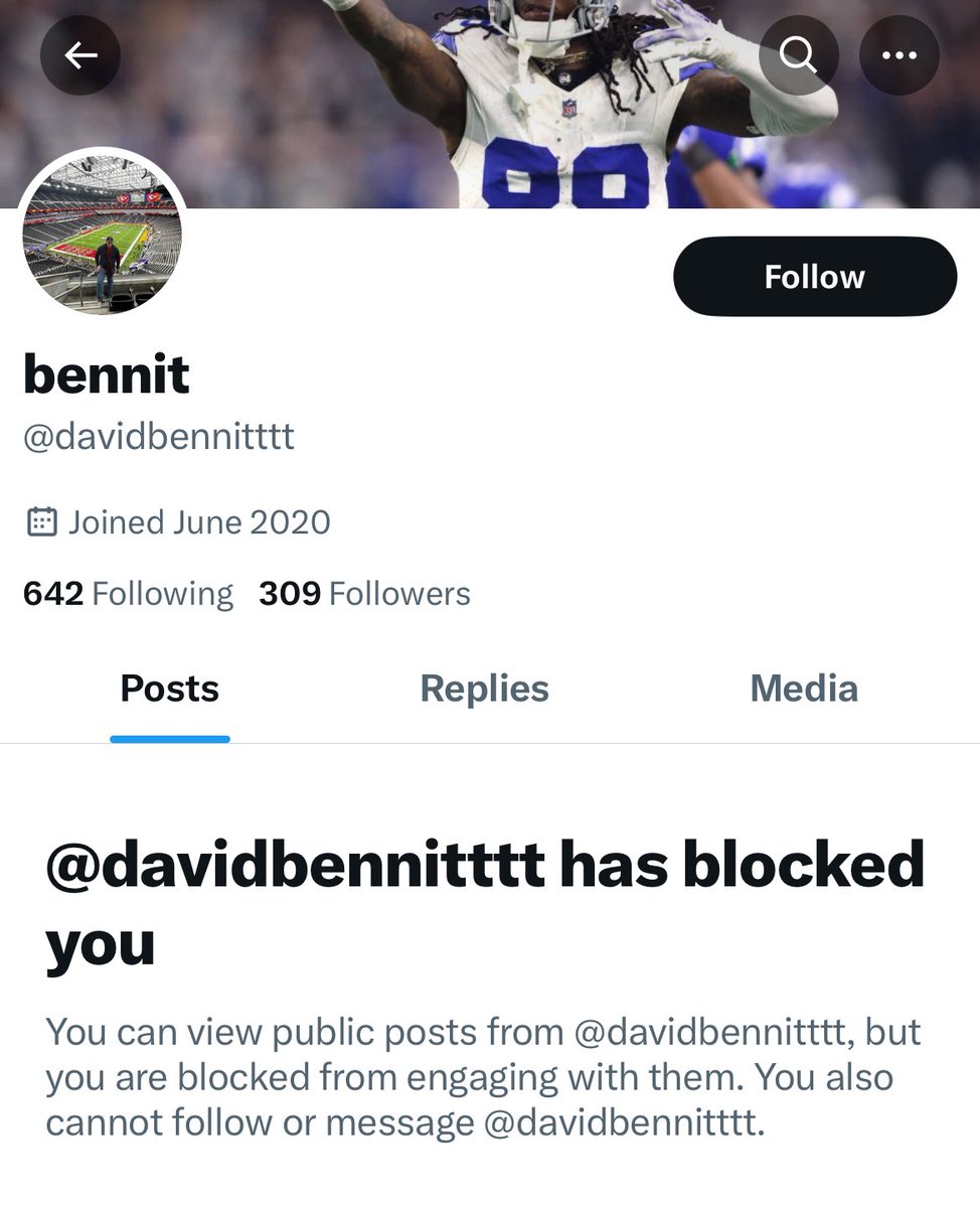 ohsnapzitsana's tweet photo. for anyone still looking for last minute billie eilish tickets tonight (11/20), definitely don’t buy from @davidbennitttt 

he prefers to scam https://t.co/fPLzuiWYbb