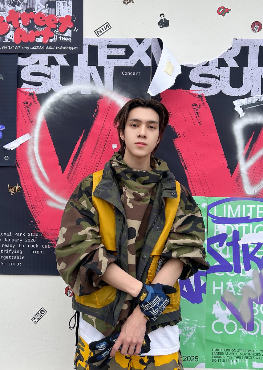 🖐️(•̀-•́)🖐️

#HENDERY #黄冠亨 #헨드리 
#WayV #威神V #HIGHFIVE
#WayV_HIGHFIVE 
#FREQUENCY #WayV_FREQUENCY