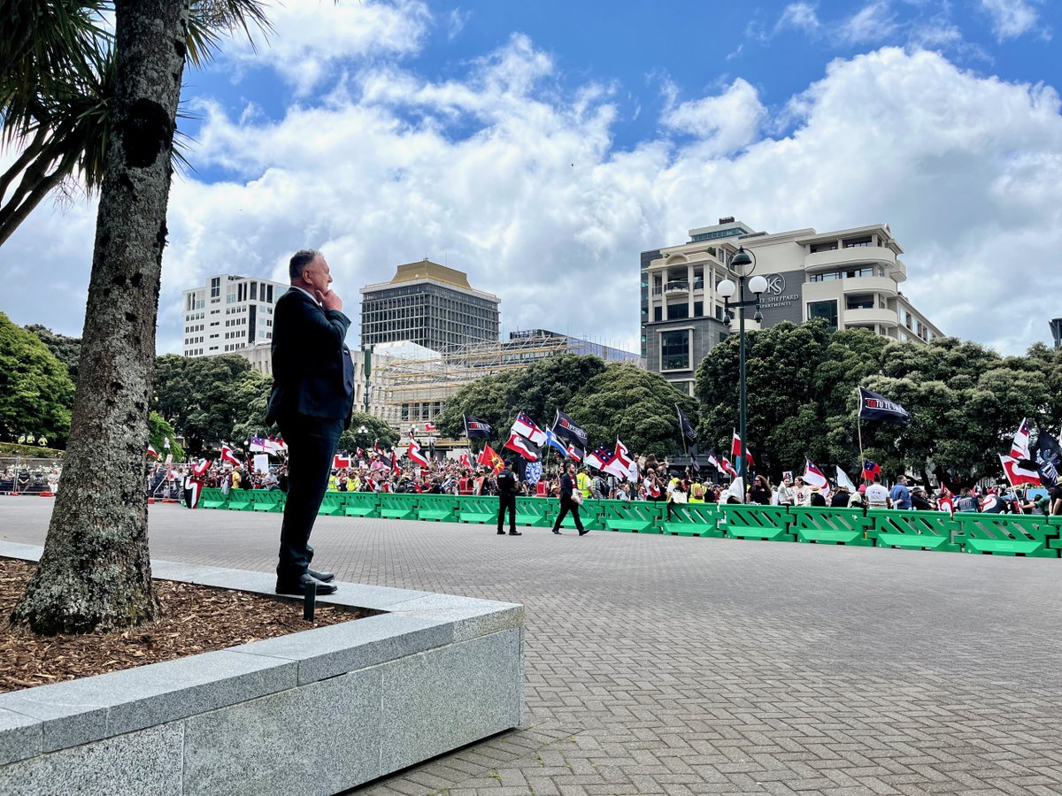 'Te Tiriti o Waitangi Relationships: People, Politics and Law' edited by Metiria Stanton Turei, Nicola R. Wheen and Janine Hayward is the Newsroom 'book of the week'. 

Read Philip Temple's review through the link below:

newsroom.co.nz/2024/11/21/boo…