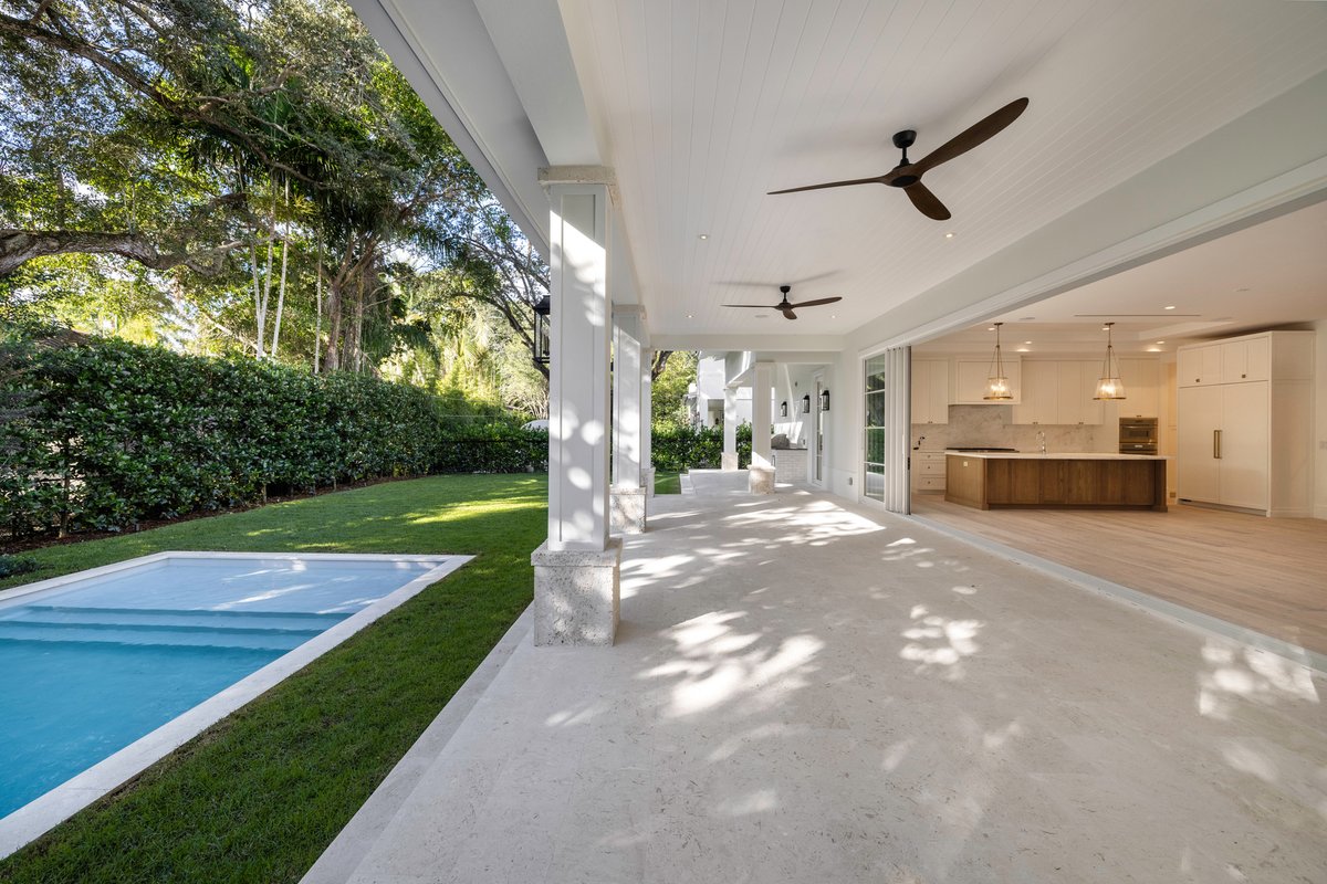 AnaBCuan's tweet photo. From Renderings to Reality: A Sneak Peek Inside

📍620 San Servando Ave, Coral Gables

Step into this nearly completed masterpiece in the prestigious Platinum Triangle, now priced at $5.6M; 5 en-suite beds and 6 baths. https://t.co/3Il3wSmI86
