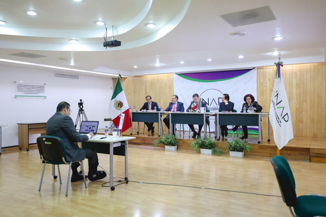 moviendoideas's tweet image. #CírculoDePODER ⭕️- Que AA ya es Doctor en Administración Pública. Hoy, el próximo gobernador de #Puebla Alejandro Armenta defendió su tesis doctoral &apos;La Bioética Social en el Estado de Derecho para la consolidación de un Modelo de Seguridad y Justicia: Estudio de Caso Puebla&apos;,…