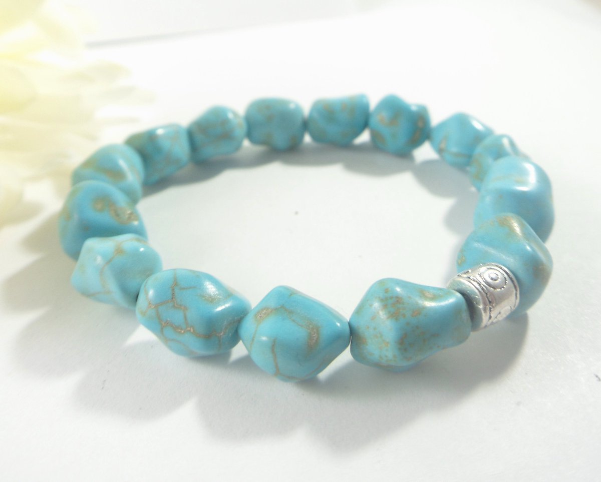 valroseshowers's tweet image. Turquoise Blue Nugget Bracelet, Southwestern Style Howlite Gemstone Stretch Bracelet, Boho Chic Unisex Wristlet, New Mexico Jewelry tuppu.net/75cad2f8 #SantaFe #NewMexico #EtsySeller #EtsyShop #StackingBracelets
