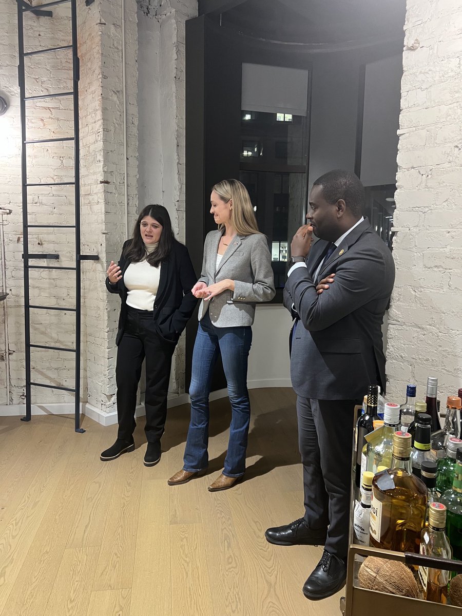 Paulette Aniskoff (@paniskoff) on Twitter photo Huge turnout to support the <a href="/PaigeGCognetti/">Paige Gebhardt Cognetti</a> campaign <a href="/BPIMedia/">Bully Pulpit International</a> last night. Thanks to special guests <a href="/HaleyLive/">Anybody But Haley</a> <a href="/gabeamo/">Gabe Amo</a> & <a href="/CityAttyKlein/">Columbus City Attorney Zach Klein</a> - all #ObamaAlumni and a new generation of leaders! 🙌🏼 Huge turnout to support the <a href="/PaigeGCognetti/">Paige Gebhardt Cognetti</a> campaign <a href="/BPIMedia/">Bully Pulpit International</a> last night. Thanks to special guests <a href="/HaleyLive/">Anybody But Haley</a> <a href="/gabeamo/">Gabe Amo</a> & <a href="/CityAttyKlein/">Columbus City Attorney Zach Klein</a> - all #ObamaAlumni and a new generation of leaders! 🙌🏼