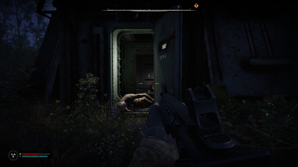 brainjacket's tweet image. yup this guy made me shit my pants

#STALKER2