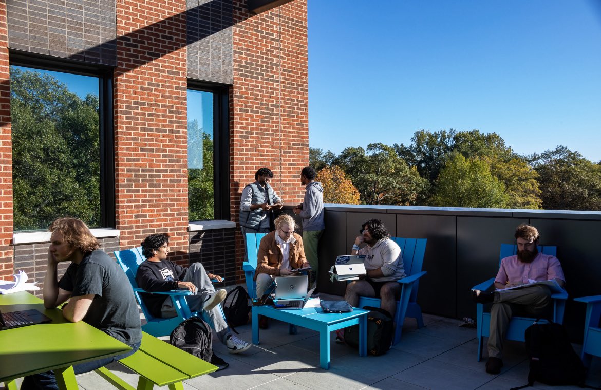 Enjoying the sunshine and good vibes at the recently dedicated Roberto W. Young Family Terrace in the Edwards Research &amp; Innovation Center! 🌞📚 #CampusLife