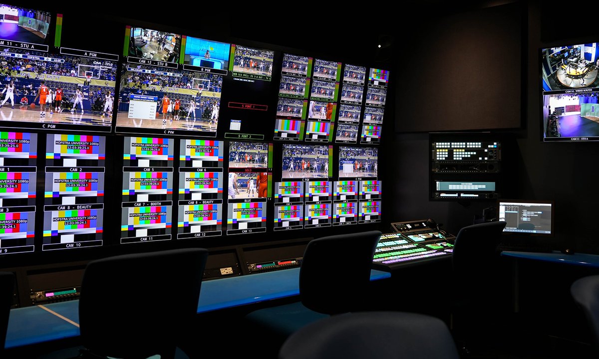 Brandon Costa (@svg_brandon) on Twitter photo .<a href="/HofstraU/">Hofstra University</a> opened a new centralized production control room to broadcast live sports this fall.
It's an impressive collaboration between <a href="/HofstraPride/">Hofstra Pride Athletics</a> Athletics, <a href="/HerbertSchoolHU/">Lawrence Herbert School of Communication</a> , and the school's IT department.
MORE: sportsvideo.org/2024/11/20/hof… .<a href="/HofstraU/">Hofstra University</a> opened a new centralized production control room to broadcast live sports this fall.
It's an impressive collaboration between <a href="/HofstraPride/">Hofstra Pride Athletics</a> Athletics, <a href="/HerbertSchoolHU/">Lawrence Herbert School of Communication</a> , and the school's IT department.
MORE: sportsvideo.org/2024/11/20/hof…
