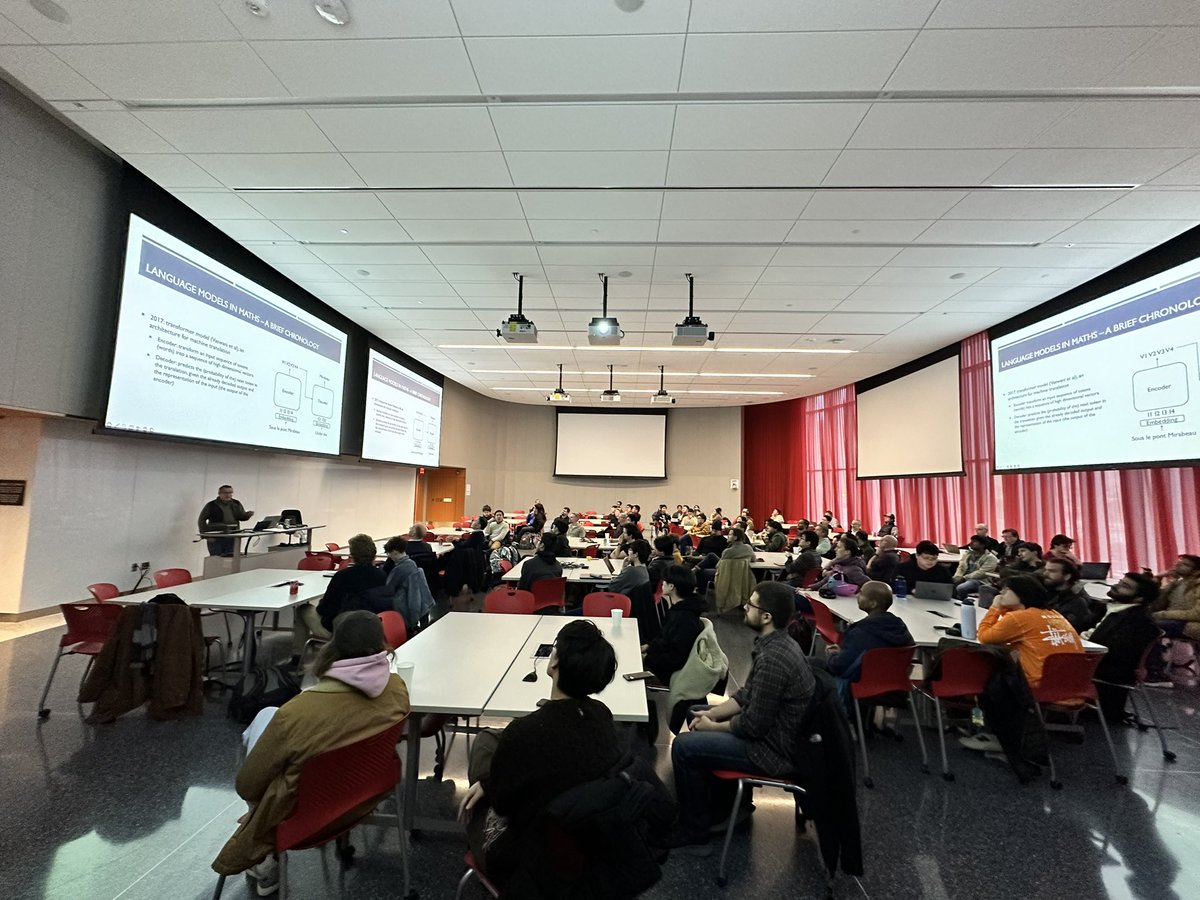 A great turnout for our inaugural AI for Science seminar series with <a href="/f_charton/">François Charton</a> <a href="/datascience_uw/">datascience@uw</a>