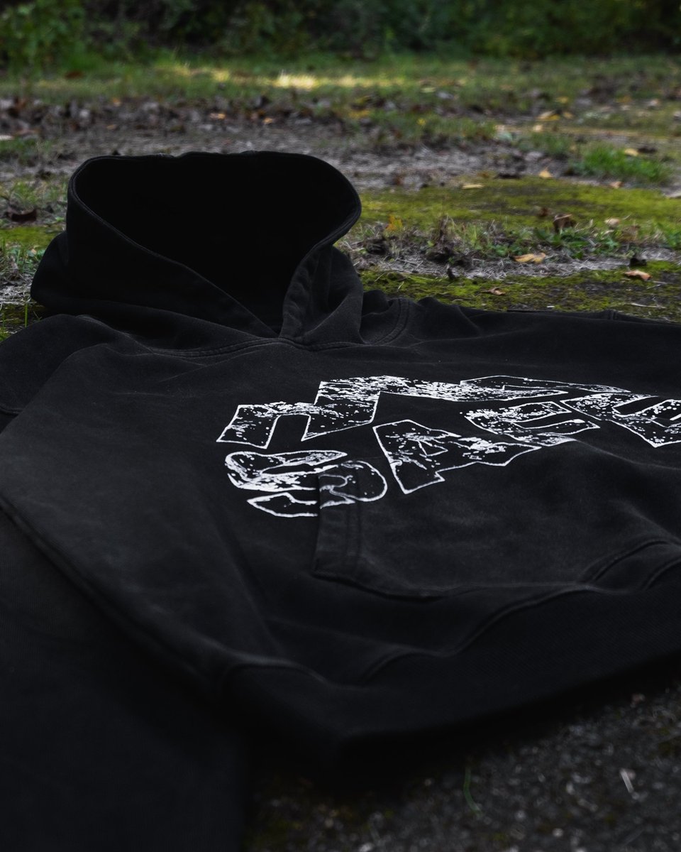 safeplaceny's tweet image. CROPPED GEO HOODIE
$58
online 11/29 @ 3:00pm EST
safeplaceny.co