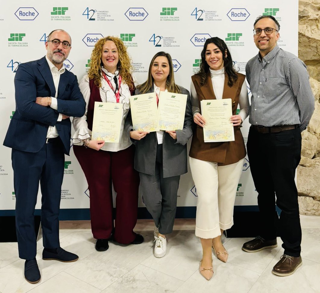 ImmunoPharmaLab (@immuno_pharma) on Twitter photo Congratulation to Noemi Marigliano (Poster Award) Anna Schettino (Selected Podium Oral Presentation) and Nella Saviano (Selected Podium Oral Presentation & Paolo Preziosi Award) at 42o SIF congress. Ad Maiora Immunopharmalab. Special thanks to <a href="/DrAJIqbal/">AJIqbal Lab</a> and Un of Birmingham Congratulation to Noemi Marigliano (Poster Award) Anna Schettino (Selected Podium Oral Presentation) and Nella Saviano (Selected Podium Oral Presentation & Paolo Preziosi Award) at 42o SIF congress. Ad Maiora Immunopharmalab. Special thanks to <a href="/DrAJIqbal/">AJIqbal Lab</a> and Un of Birmingham