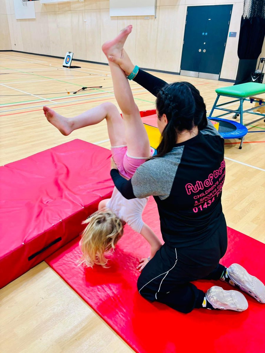 🤸🏾‍♂️ GYMNASTICS FUN DAY at Queen Elizabeth High School, Hexham delivered by qualified coaches Full of Beans Sport and Fitness North East. LIMITED SPACES AVAILABLE ❗️

👉🏻 book via link  rb.gy/nrhbfd

Or website: fullofbeansfitness.co.uk
🤸🏻