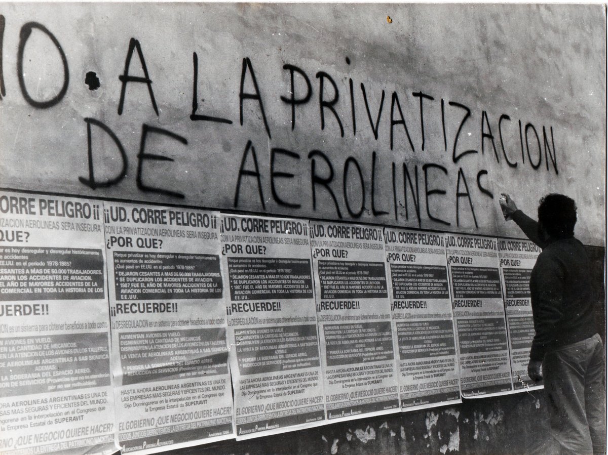 mgdocumentales's tweet image. Denuncian que el INCAA frenó una película sobre Aerolíneas Argentinas pagina12.com.ar/784084-la-agen… a través de @Pagina12