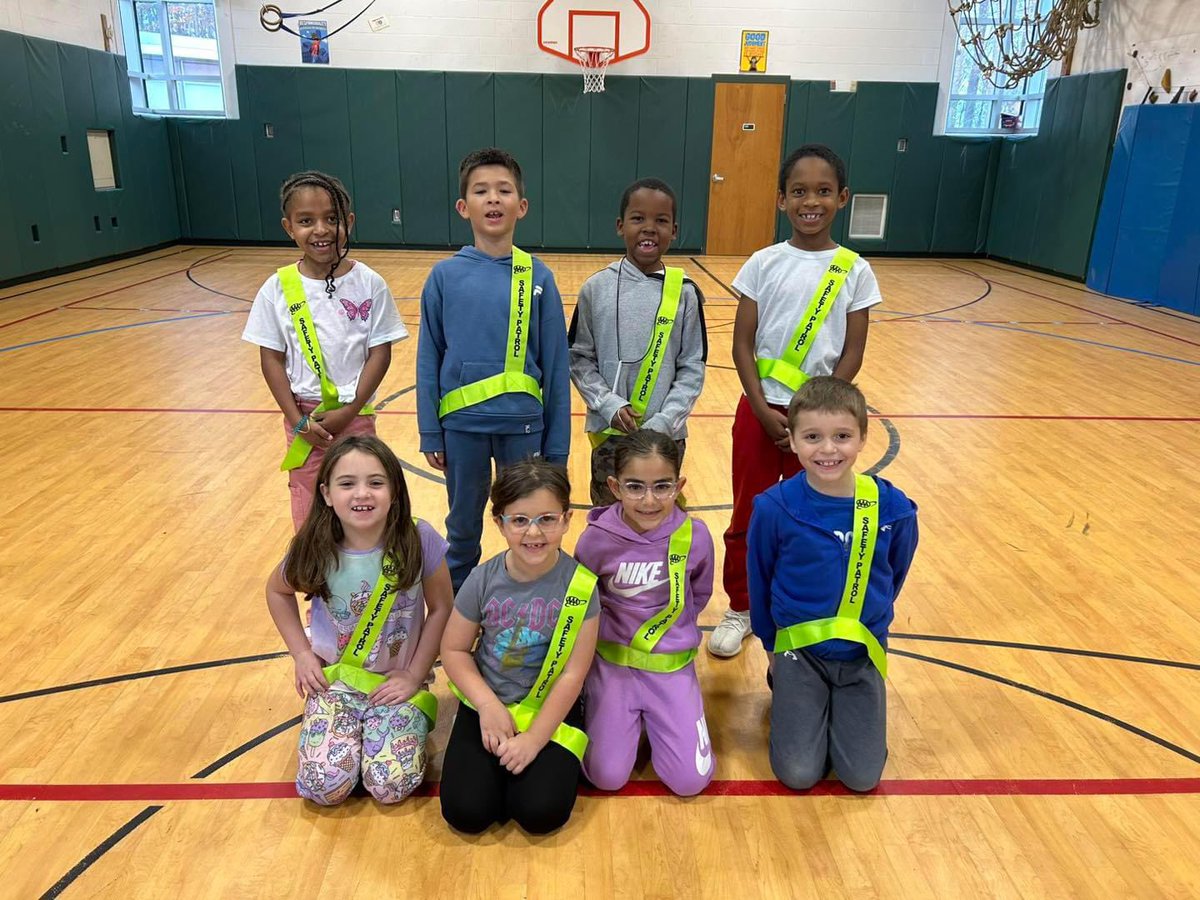 Today, our first group of students proudly stepped into their new role as bus safeties! We're excited to see them lead with responsibility and care.