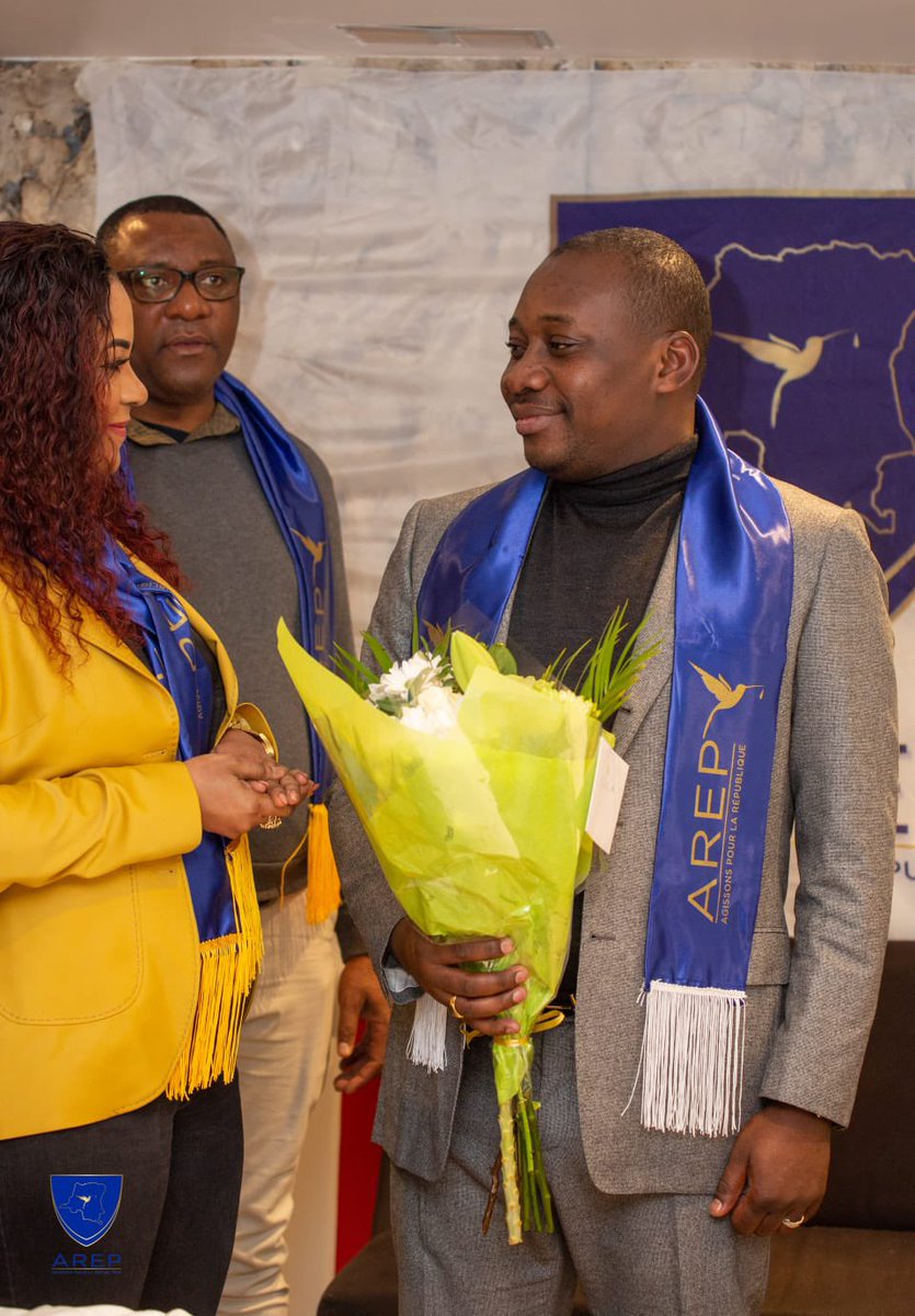ArepOfficiel's tweet photo. Deux ans d’engagement pour un Congo meilleur : AREP France souffle sa deuxième bougie

La Fédération AREP France célèbre son deuxième anniversaire, marquant deux années d’actions concrètes pour bâtir un Congo meilleur et prospère. 

Créé sous l’initiative de l'Autorité de référence Maître @Guy_Loando dans le but d'élargir la vision du parti Agissons pour la République "AREP" dans la diaspora et dirigée par le camarade Octave EFOYA, AREP France incarne la philosophie du Colibri où chacun doit faire sa part pour contribuer au bien commun.

Cet anniversaire est une occasion de réaffirmer cet engagement collectif et de regarder vers un avenir prometteur, guidé par des valeurs de solidarité et de progrès. 

Que vive AREP FRANCE 
Que vive l'AUREF Me Guy LOANDO MBOYO 

 *Rédaction:# MELCHISÉDECK BULABULA #CELLCOM AREP*