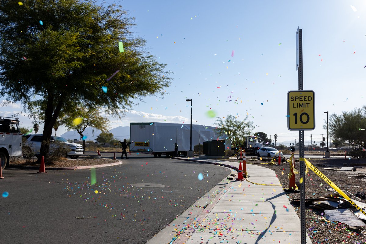 Farewell, trailers—hello, future! On Nov 15, CALV reached a milestone as the final trailers were removed, clearing the way for a new chapter of growth, innovation, and learning for our students. Exciting times ahead—stay tuned! 🌟 #CALVForward #LasVegasNews #fyp #CulinarySchool