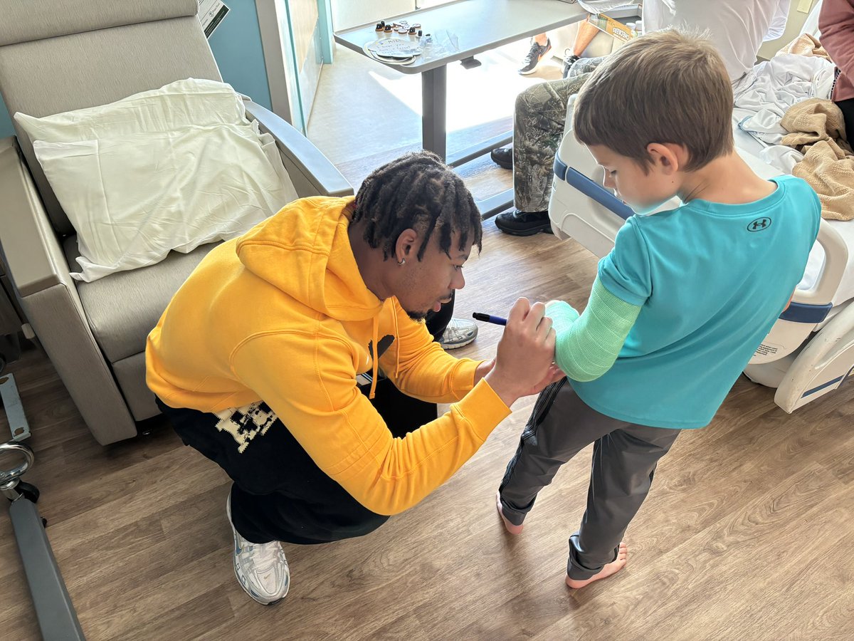 Playing 4 Hope tweet media