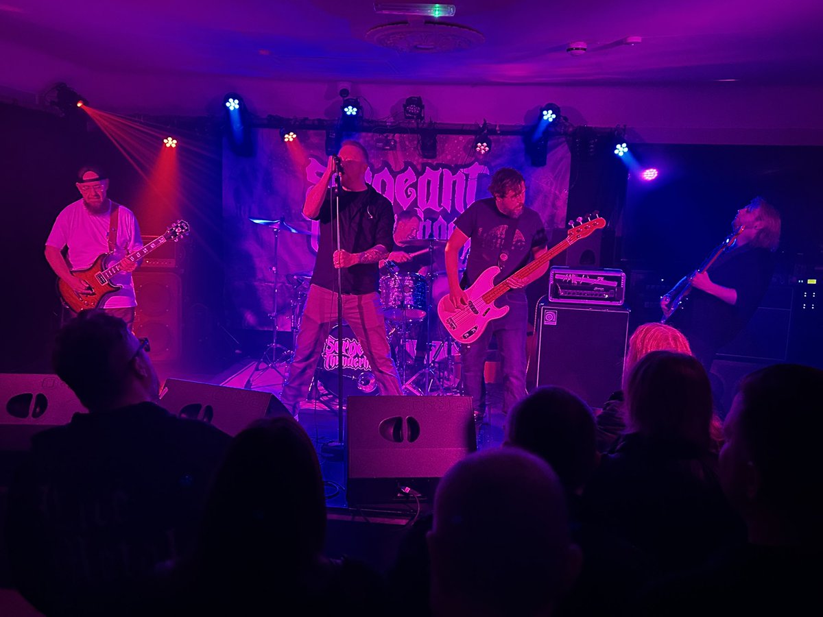 RebelliousJukeboxFromeFM (@rebeljukeffm) on Twitter photo Finally got to see the mighty <a href="/SgtThunderhoof/">Sergeant Thunderhoof</a> tonight. <a href="/cheeseandgrain/">Cheese and Grain</a> #TreeHouse #Frome Finally got to see the mighty <a href="/SgtThunderhoof/">Sergeant Thunderhoof</a> tonight. <a href="/cheeseandgrain/">Cheese and Grain</a> #TreeHouse #Frome