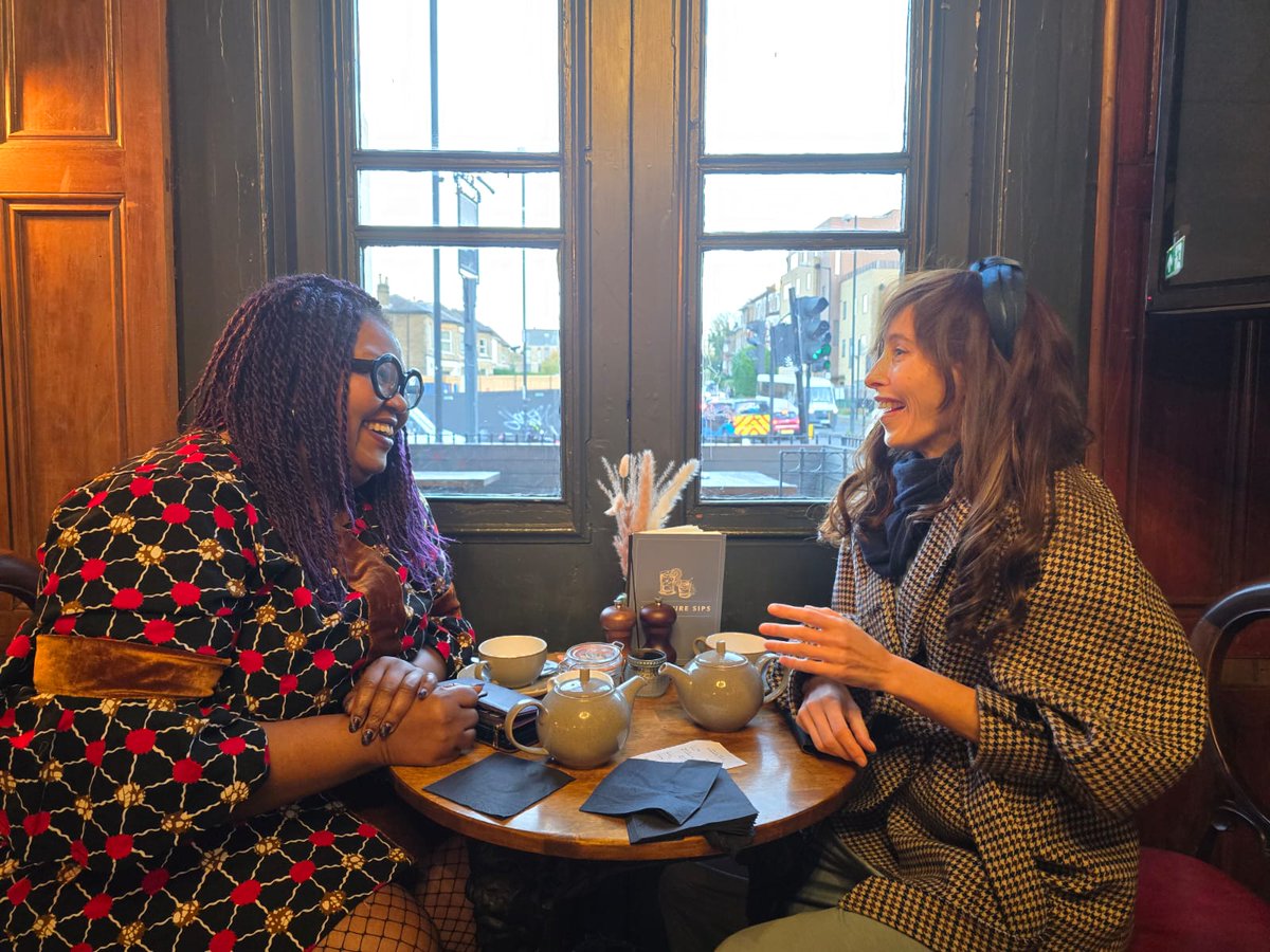 ontherecordcic's tweet photo. @TheBJPsych @RuthOshikanlu A man who likes teapots  🫖took this photo as we discussed the power of naming. "Apotychiaphobia" means the fear of baby loss &amp; it has been introduced into the medical lexicon by Dr Ruth Oshikanlu. Ruth is a visionary midwife, mum, activist &amp; much more besides. https://t.co/RQLckqyAAh