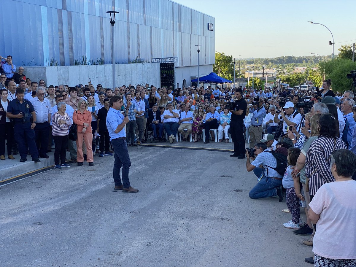LuisLacallePou's tweet photo. Participamos en la inauguración del Centro Deportivo Mercedes, en el departamento de Soriano. https://t.co/54D4eywjCo