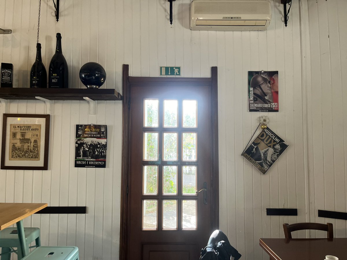 mmaritato's tweet image. Reperti  urbani: le fonti e le radici  del #fascismo. La storia tra Sartirana e #Mortara con la quale fare ancora i conti… #padania 
 #Pavia #AntiFascista #history #bar