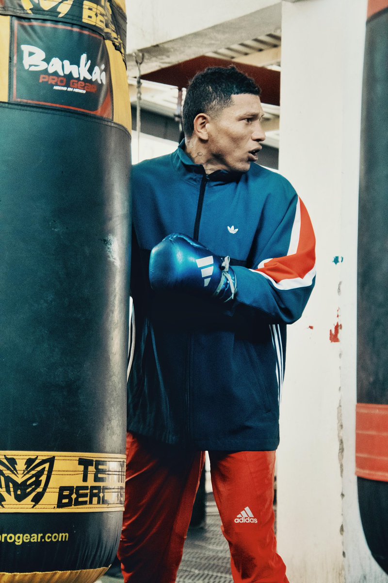 Miguel Berchelt tweet media