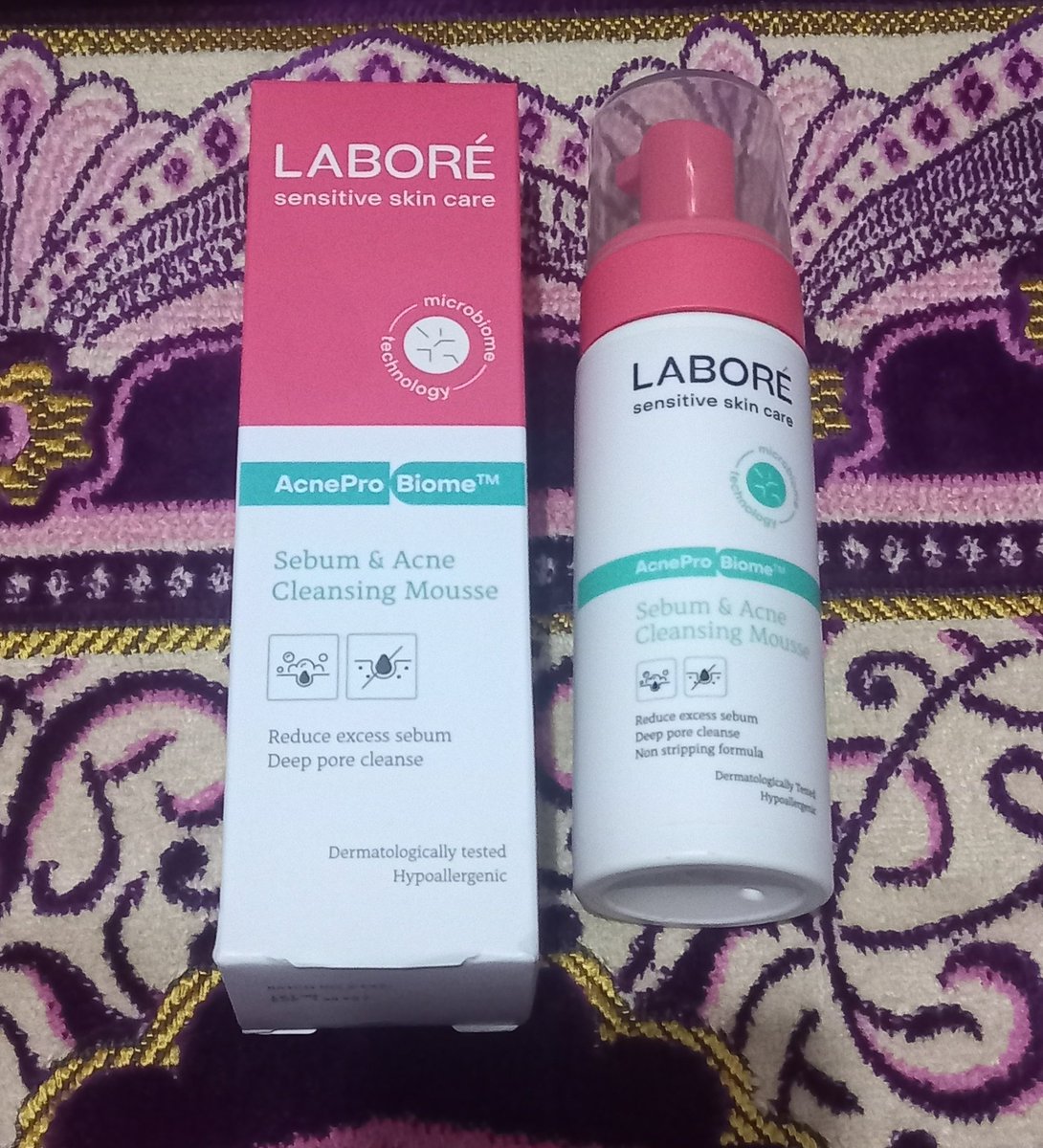 ongkookiee's tweet photo. Haloo aku mau PRELOVED Fw Labore Serum &amp; Acne Cleansing Mouse
Isi masih ada 97% ed nya aman dan bisa nego

Price 105.000 
Via 🍊 🍏 https://t.co/ga5VDBKHV1
