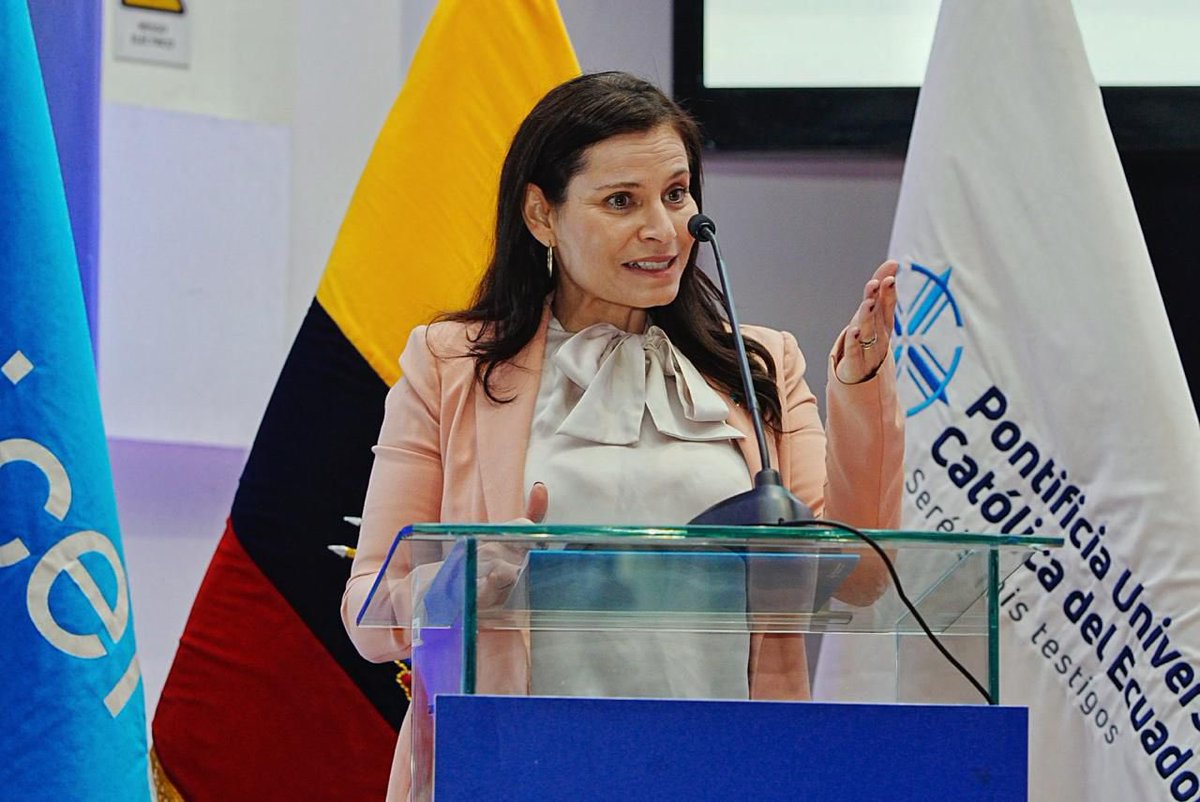 35 años de la Convención sobre los Derechos del Niño. <a href="/unicefecuador/">UNICEF Ecuador</a>, <a href="/PUCE_Ecuador/">PUCE Ecuador</a> y sus socios presentaron la Estrategia Nacional de Prevención de la violencia y el Manifiesto Juvenil. ¡Unámonos para protegerlos! #PrimeroLaInfancia