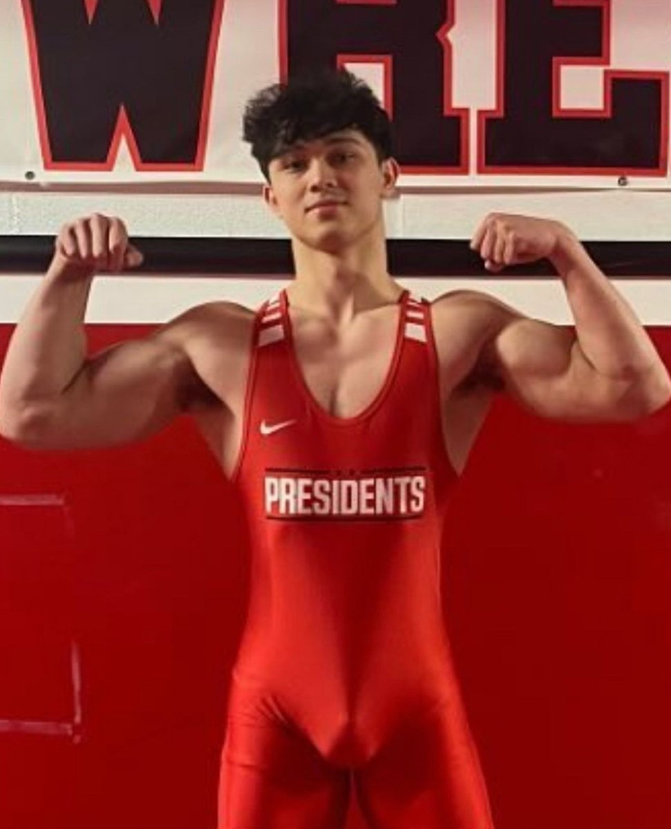 SportsGay_'s tweet photo. https://t.co/imPoXHNNzF