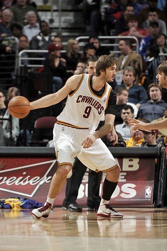 CLECrossover's tweet photo. Gameday Random Cavs Player

Semih Erden

Best Season: 2011-2012

PPG: 3.5
APG: .3
RPG: 2.9
MPG: 11.9 https://t.co/iBcugvvZMw