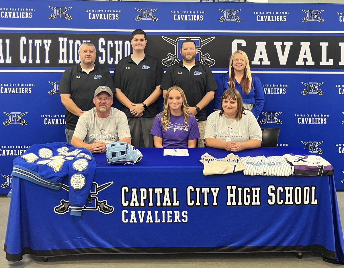 cccavs_softball's tweet photo. Congrats to Annie Spratt on signing her LOI to continue her softball career at Truman State University! #GoVavsGo https://t.co/XZxgYTJ1oj
